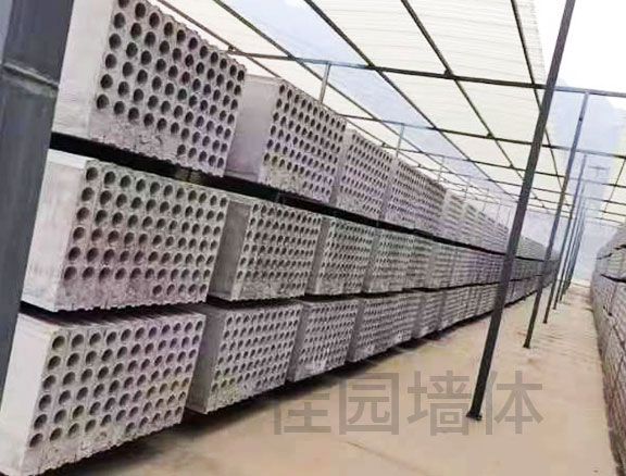 空心石膏板材